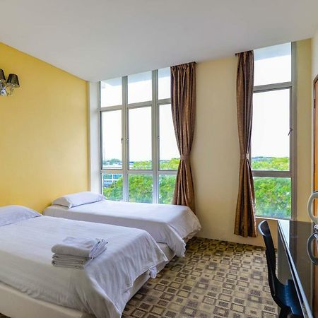 Fumah Hotel شاه علام المظهر الخارجي الصورة